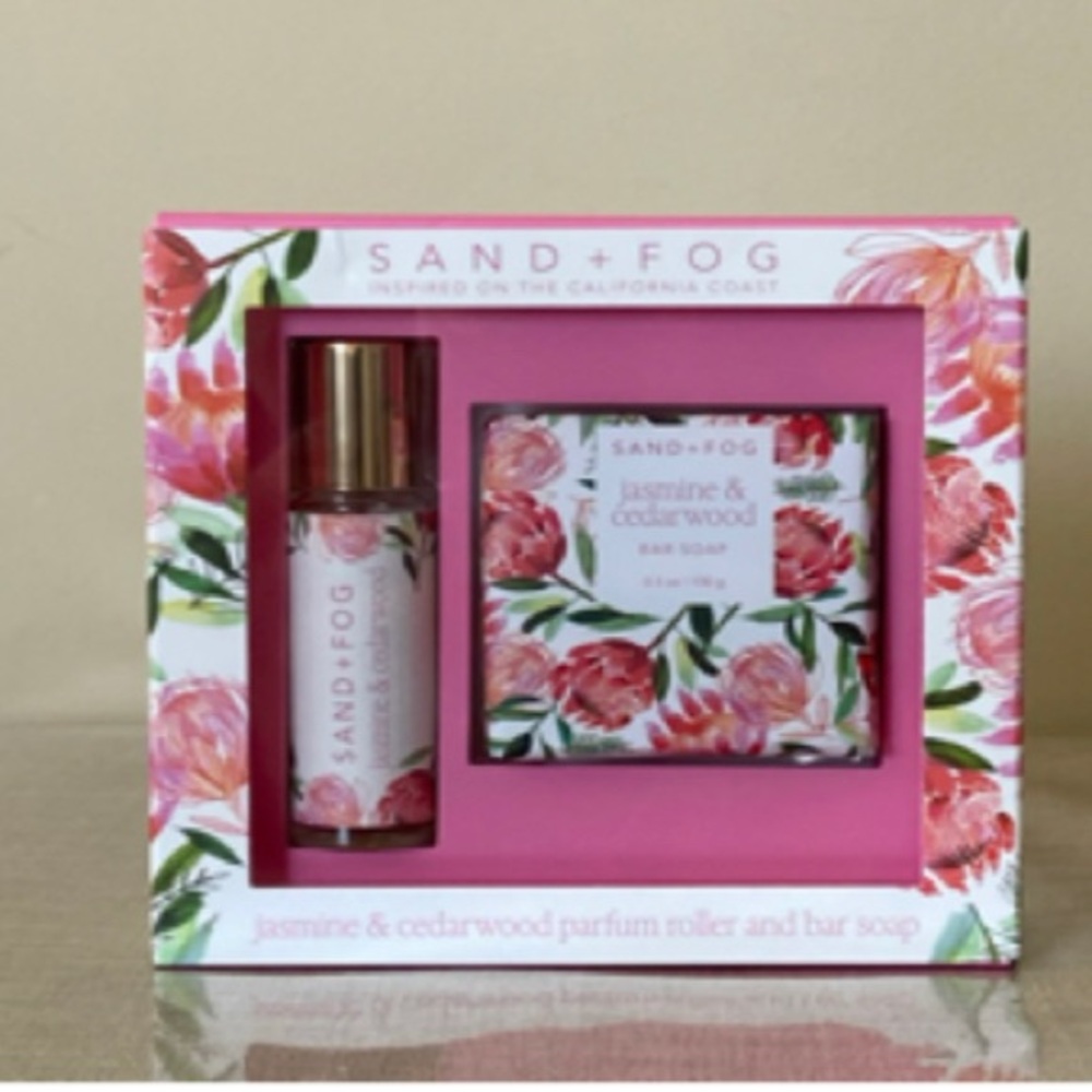 NIB: Sand + Fog Jasmine & Cedarwood Parfum Roller 15mL and Bar Soap 3.3 oz